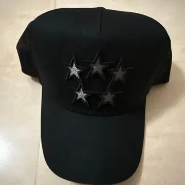 요시노리 코타케 블랙 캡