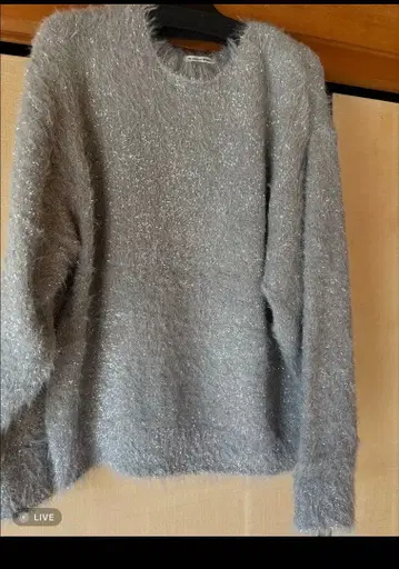 샤기 라메 긴팔 스웨터 새상품급 M 사이즈