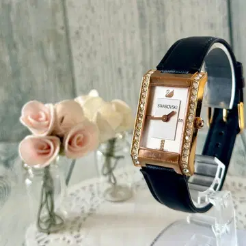 [ 레어 ] Swarovski 스와로브스키 시계 스퀘어 골드