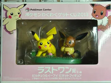 포켓몬 피카츄 이브이 피규어 2013