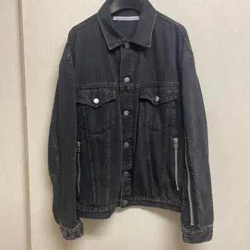 Zipped Denim Jacket 46