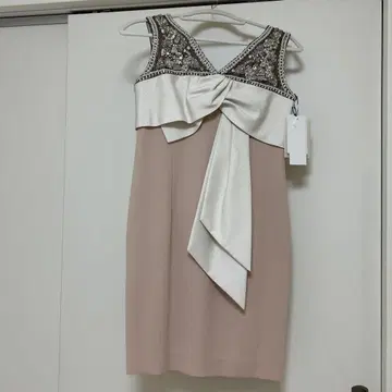 택 포함 새상품 그레이스 클래스 비쥬 턱 리본 원피스 럭셔리 비쥬 장식