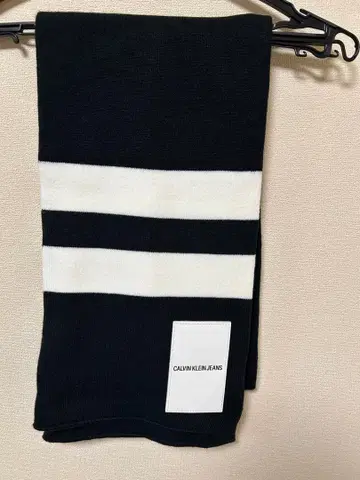 [ 주목 상품! ] Calvin Klein Jeans 로고 머플러