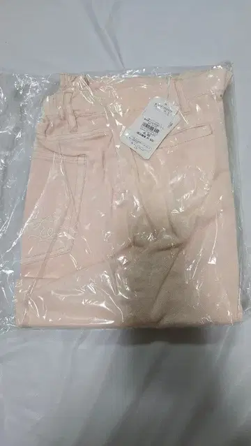 핑크 스트레이트 데님