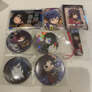 귀멸의 칼날 토미오카 기유 캔 배지