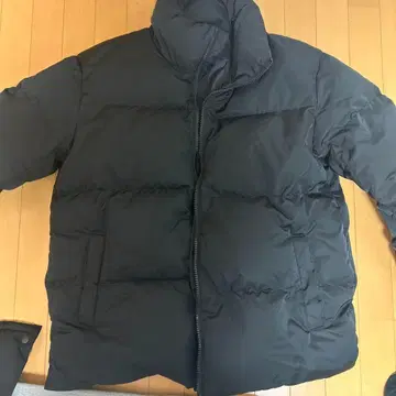 GAP 블랙 다운 자켓