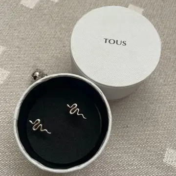 TOUS 실버 925 스네이크 귀걸이