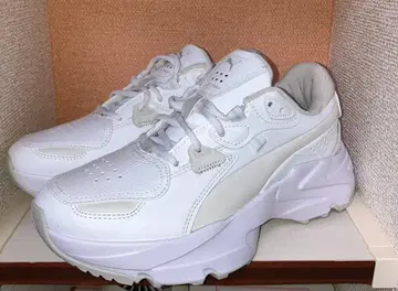 새상품급 PUMA 푸마 통굽 스니커즈 24.5cm 오키드LUX 화이트