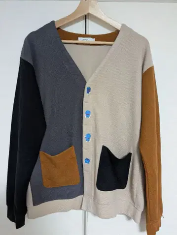 그라니프 도라에몽 가디건 S 사이즈