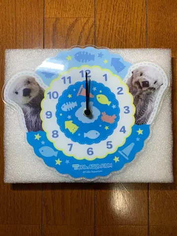 캡 복권 x 토바 수족관 메이짱&키라짱의 아크릴 시계