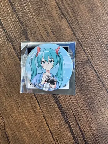 하츠네 미쿠 카메라의 키타무라 캔뱃지 등신