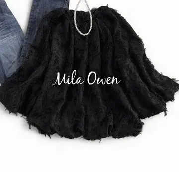 미라 오웬 화려한 입체 프린지 x 자카드 직조 벌룬 블라우스 블랙