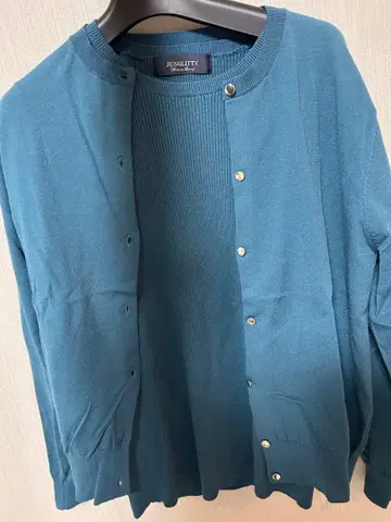 그린 니트 앙상블 긴팔