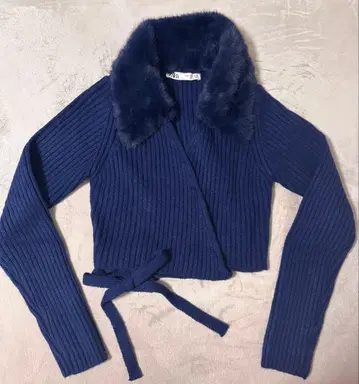 ZARA 인조 모피 칼라 니트