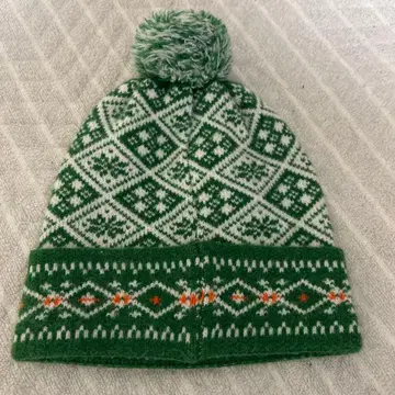 그린 기하학 패턴 니트 모자