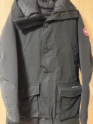 CANADA GOOSE 블랙 다운 자켓 L/G