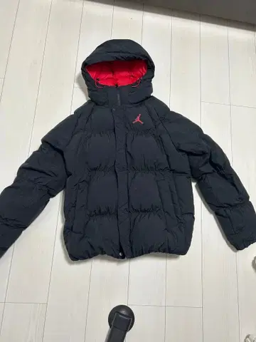 Jordan 블랙 다운 자켓 M 사이즈