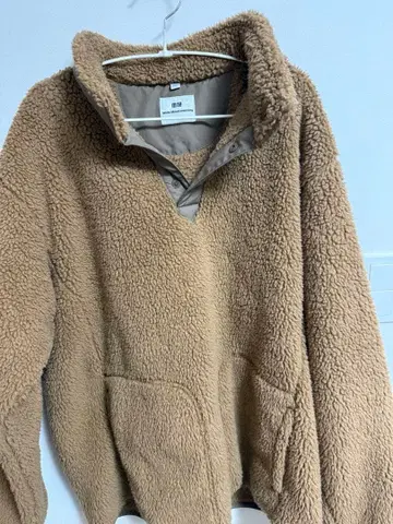 UNIQLO 화이트 마운티니어링 플리스 자켓 XL