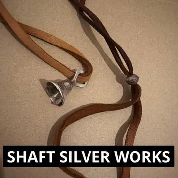 B'z 이나바 씨 착용 브랜드 SHAFT SILVER WORKS 벨