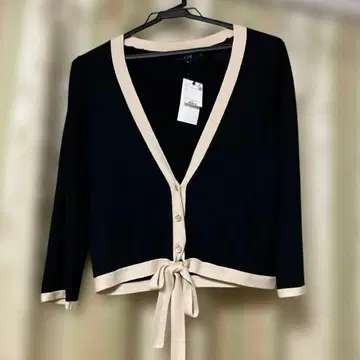 택 포함 새상품 로페 가디건 블랙 M 사이즈