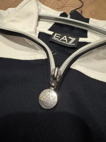 ARMANI(아르마니) 저지