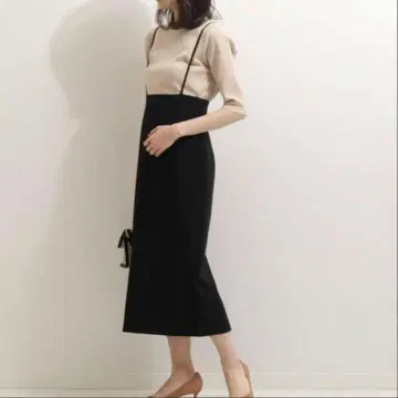 Noble 숄더 스트랩 살로펫 스커트