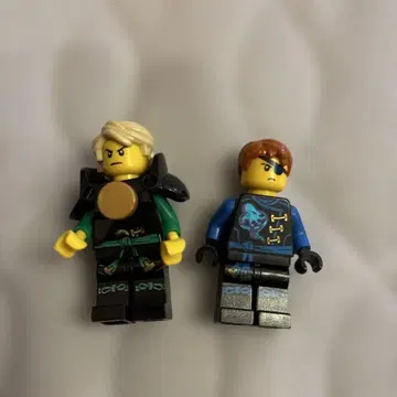 2번째부터 200엔 할인 레고 미니피규어 2체 세트