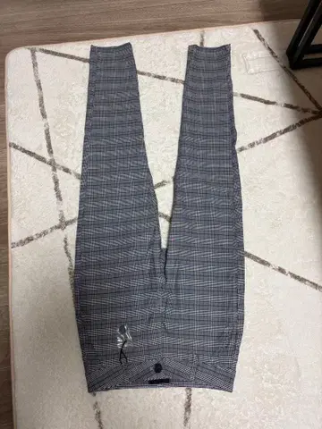 스키니 핏 체크 무늬 팬츠