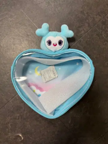 TWICE LOVELYS  바디백 나브리 택 포함 새상품