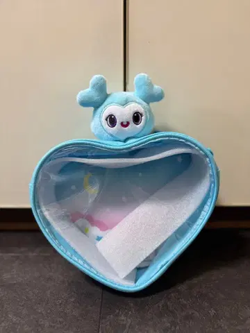 TWICE LOVELYS 삐요큥 바디백 나블리 택 포함 새상품