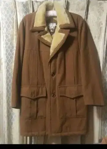 브라운 무스탕 자켓 카라 부착 일본제 무스탕 코트입니다