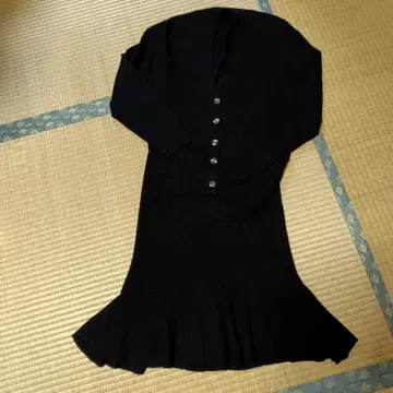 새상품급 블랙 니트 스커트 셋업