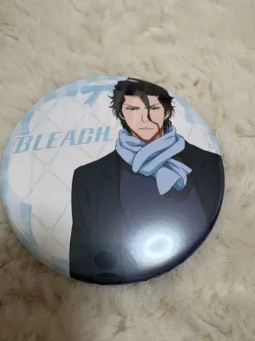 블리치 화이트데이ver 아이젠 소스케 캔뱃지