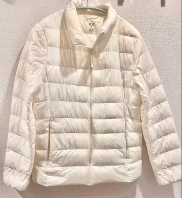 [ M 사이즈 ] 유니클로 울트라 라이트 다운 자켓 수납 봉투 포함