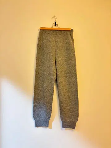 그레이 니트 팬츠 cosmicwonder 코즈믹 원더 에미오와스