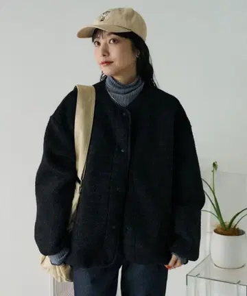 프릭스스토어 컷 보아 숏 자켓