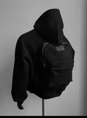 SONVERDANO 백팩 포함 후드티 M 블랙