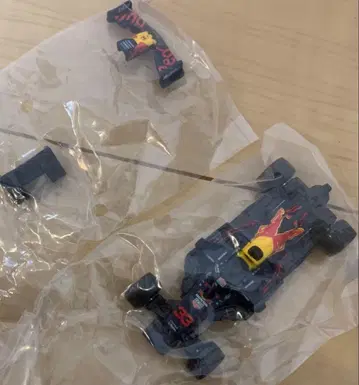 미개봉 새상품 토미카 프리미엄 레드불 레이싱 혼다 RB16B No.33