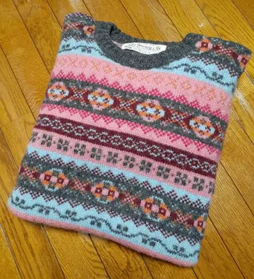 중고품 인버아란 페어아일 노르딕 스웨터 핑크 브라운 택