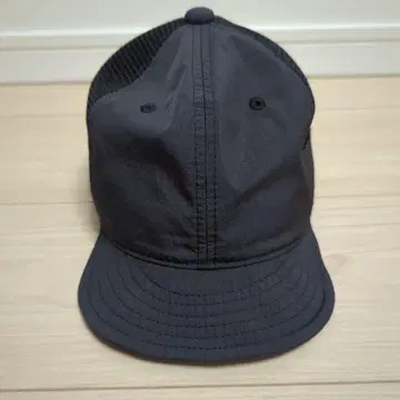 블랙 메쉬 백 캡 짧은 챙