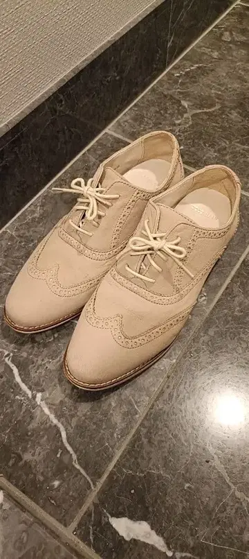 콜한 7B 베이지 가죽 옥스퍼드 신발