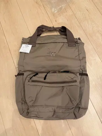 리틀 위크엔드 마더스 백팩 베이지 미사용