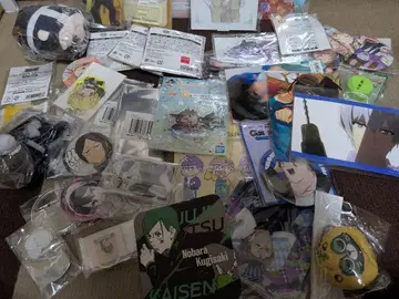 애니메이션 굿즈 모음