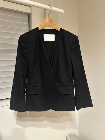 Ballsey 블랙 노카라 자켓