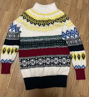 FURFUR 노르딕 무늬 하이넥 스웨터