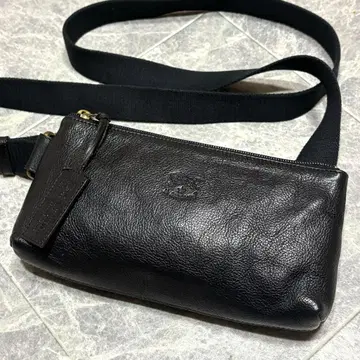 IL BISONTE 일비종떼 크로스바디 숄더백 블랙