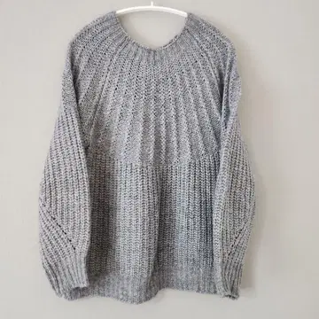 어반 리서치 도어스 알파카 혼방 니트 스웨터 중심 패턴 그레이