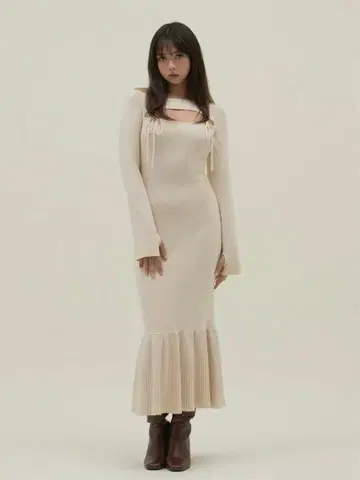 Bebe knit dress Ivory