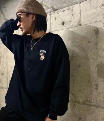 내스티도그 블랙 긴팔 티셔츠