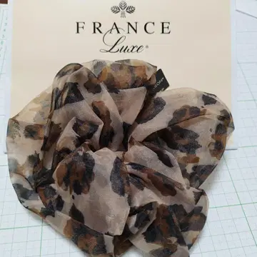 새상품 L. ERICKSON 레오파드 무늬 헤어 스크런치 슬랙스